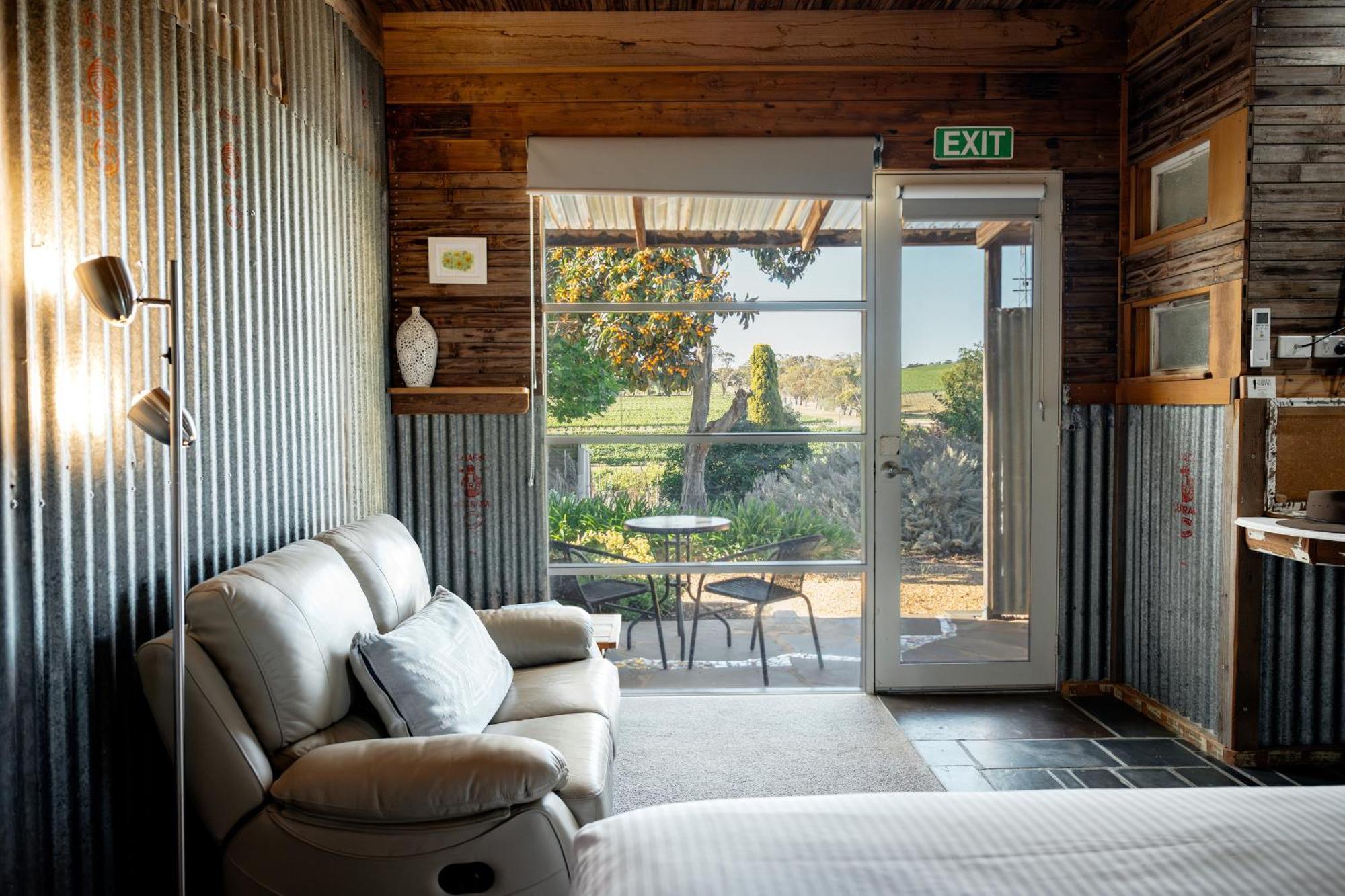 Bed In A Shed Vineyard Stay Watervale Buitenkant foto